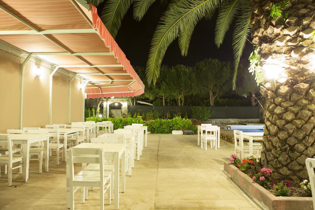 R+ Hotel By Rooms Cesme Bagian luar foto