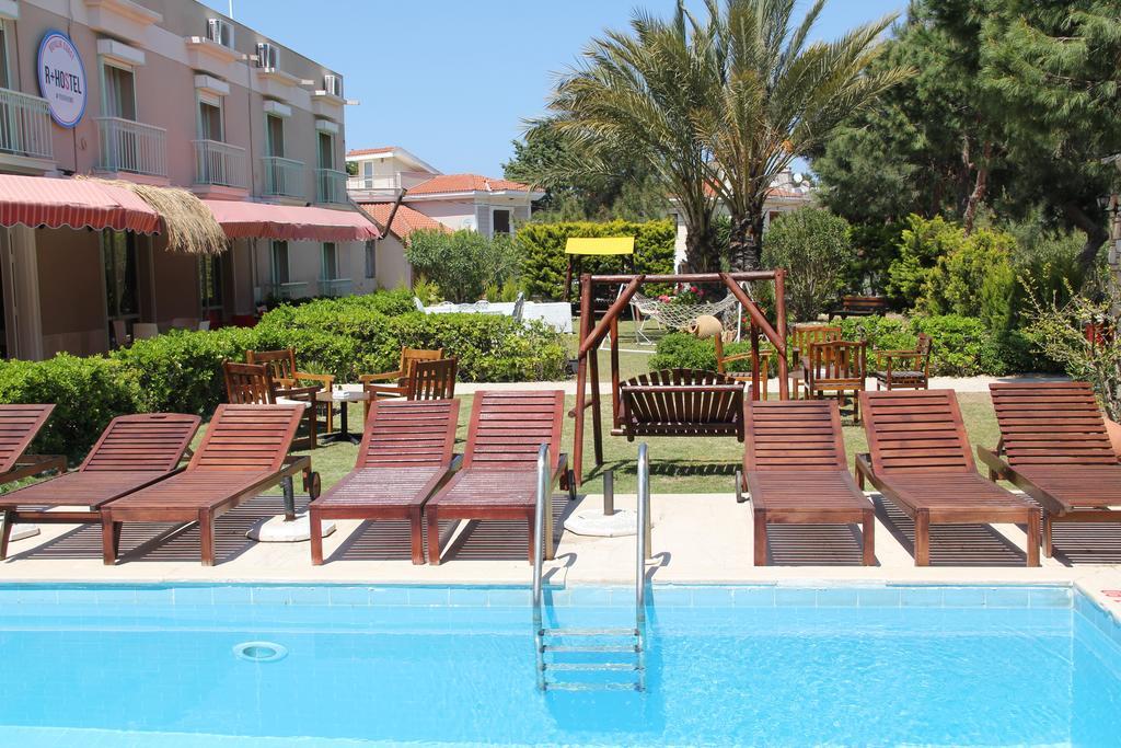 R+ Hotel By Rooms Cesme Bagian luar foto