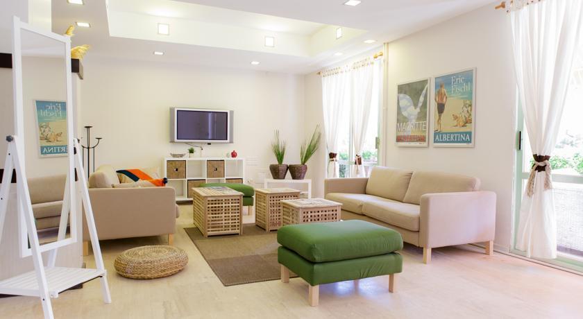 R+ Hotel By Rooms Cesme Bagian luar foto