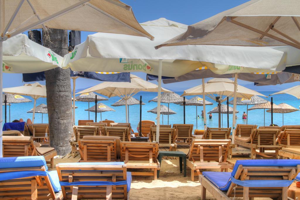 R+ Hotel By Rooms Cesme Bagian luar foto