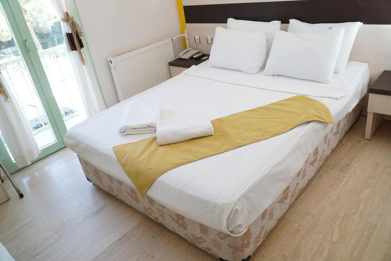 R+ Hotel By Rooms Cesme Bagian luar foto